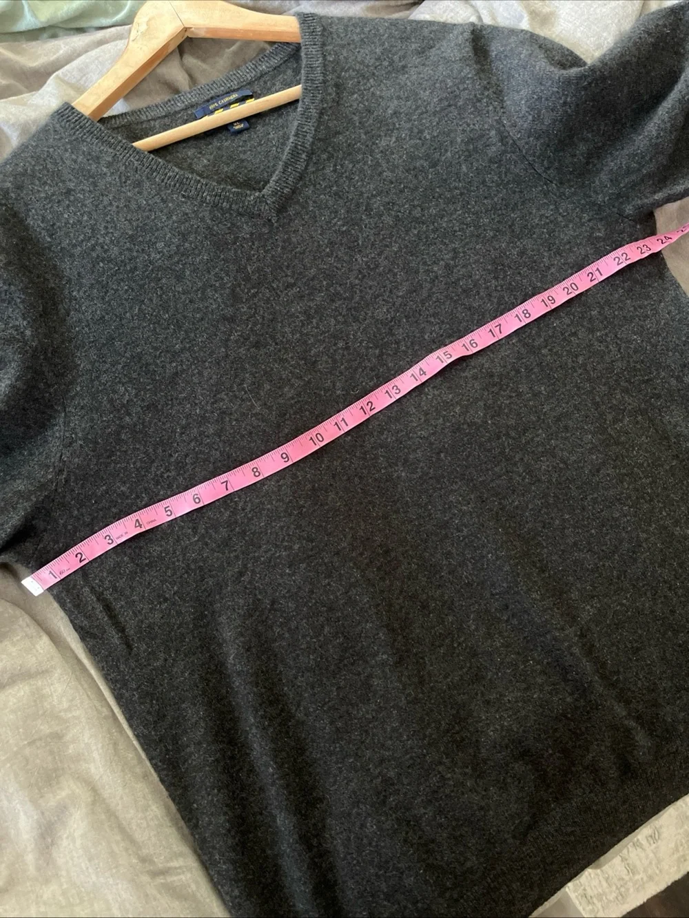 Club Room Men's 100% Cashmere Dark Charcoal V-Neck Sweater